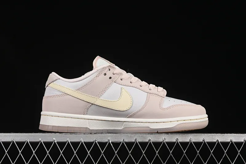 All categories Nk SB Dunk series Nk SB Dunk Low low-top sneakers Nk SB Dunk Low white light pink SB low-top casual sneakers FB7901-601